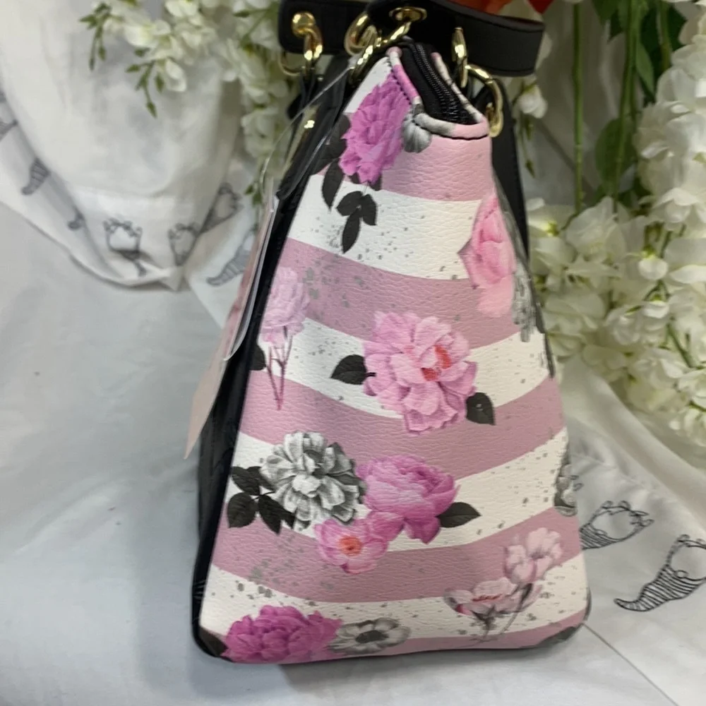 BETSEY JOHNSON BLACK,GREY, N PINK LUV BETSEY SATCHEL - Picture 4 of 8